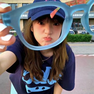 三傻大闹托莱坞